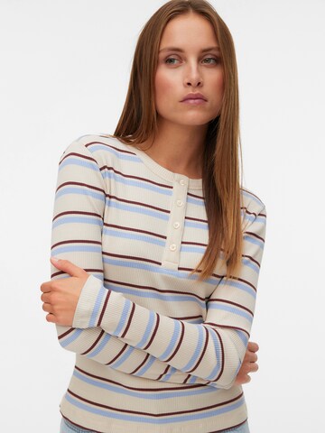 VERO MODA Paita 'VMKATIE' värissä ruskea: etupuoli