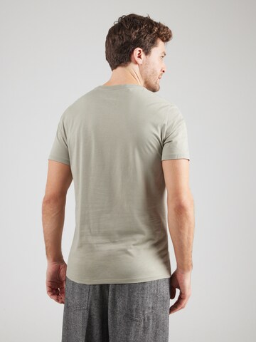 Maglietta di GUESS in verde