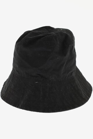 COS Hut oder Mütze M in Schwarz