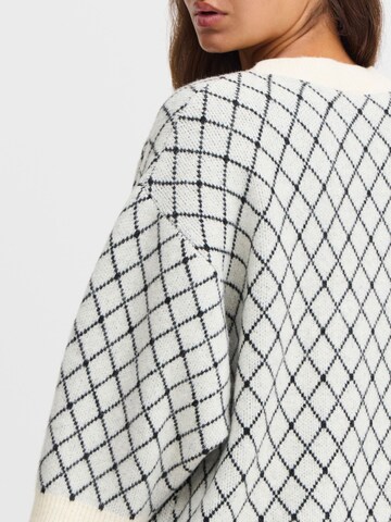Pull-over 'Alvino' ICHI en blanc