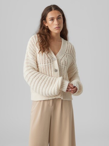 VERO MODA Gebreid vest 'SMILLA' in Beige: voorkant