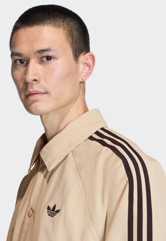 ADIDAS ORIGINALS Tussenjas in Beige