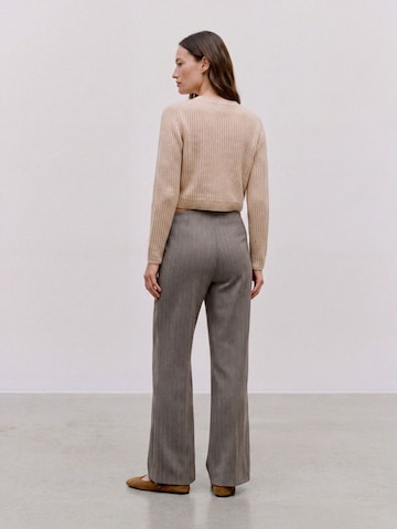 MAMALICIOUS - Pierna ancha Pantalón 'MLTonia' en marrón