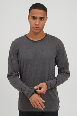 11 Project Shirt 'Venko' in Grau: Vorderseite