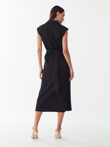 Willa - Vestidos camiseiros 'Vaeda' em preto