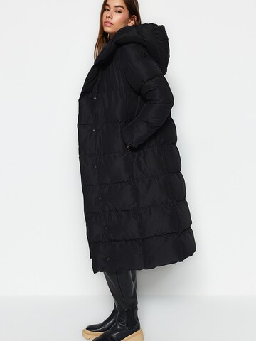 Trendyol Winter coat in Black