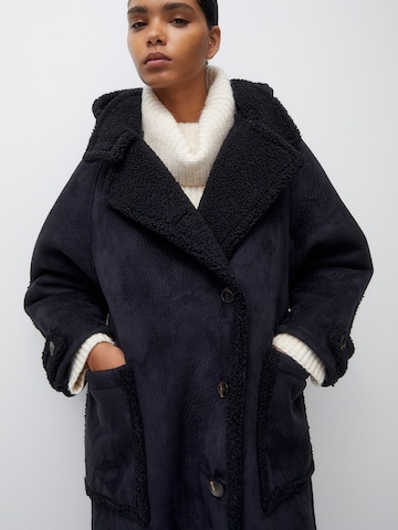 Pull&Bear Zimný kabát - Čierna