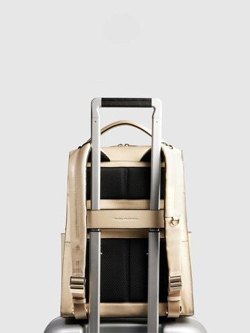 Sac à dos Piquadro en beige