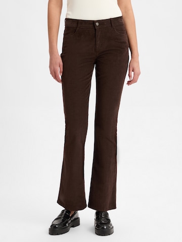 Pantalon à plis 'Shakira' BRAX en marron : devant