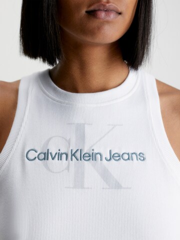 Calvin Klein Jeans - Vestido en blanco