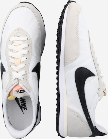 Sneaker low 'Waffle Trainer' de la Nike Sportswear pe alb