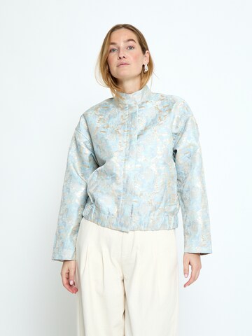 minus - Chaqueta de entretiempo 'Lindsey' en azul: frente