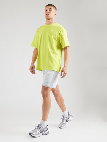 On T-Shirt 'Club T' in Grün