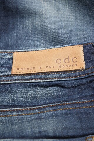 DE.CORP Jeans in 26 x 32 in Blue