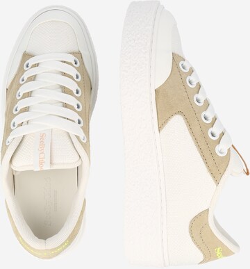 Sneaker bassa 'HELLA' di See by Chloé in bianco