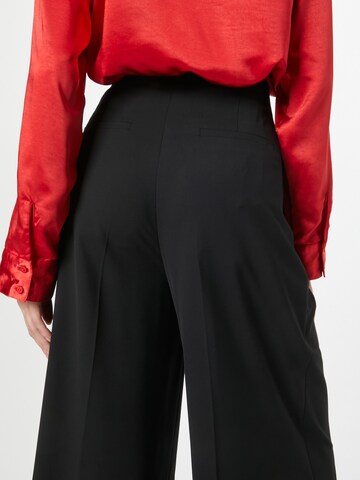 COMMA Wide leg Pleat-Front Pants in Black