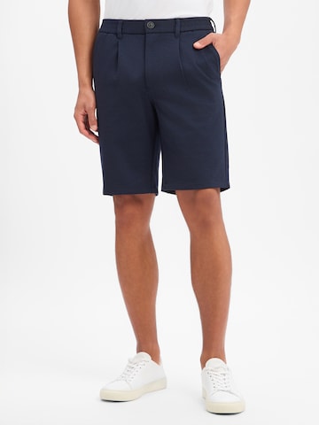 Lindbergh Regular Pants in Blue: front