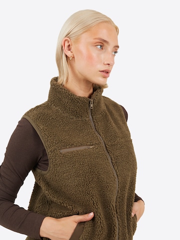Gilet di BRAVE SOUL in marrone