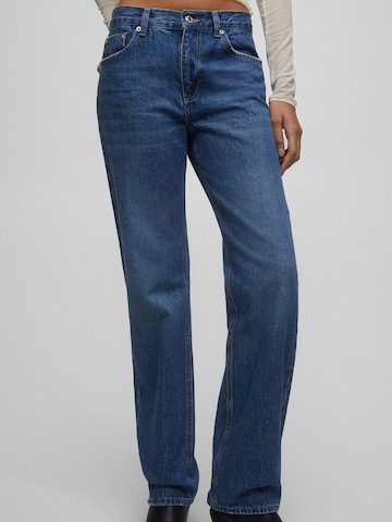 Pull&Bear Regular Jeans in Blauw: voorkant