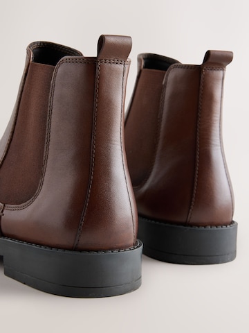 Next Chelsea boots i brun