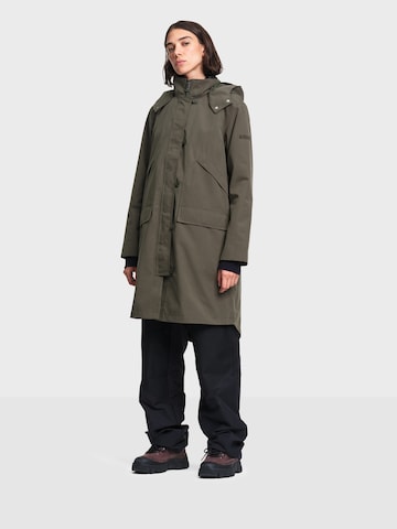 AIGLE Parka przejściowa w kolorze zielony: przód