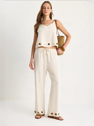 Bianco Lucci Broekpak in Beige: voorkant