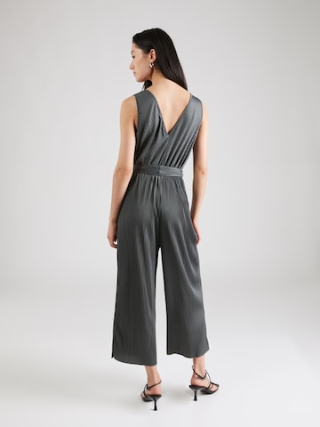 ABOUT YOU Jumpsuit 'Valerie' i grön