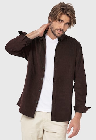 Coupe regular Chemise 'Ryan' INDICODE JEANS en marron : devant