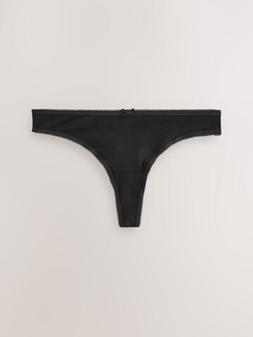 Next String i svart