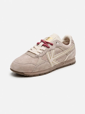 Kaotiko Sneakers laag 'Seattle' in Bruin