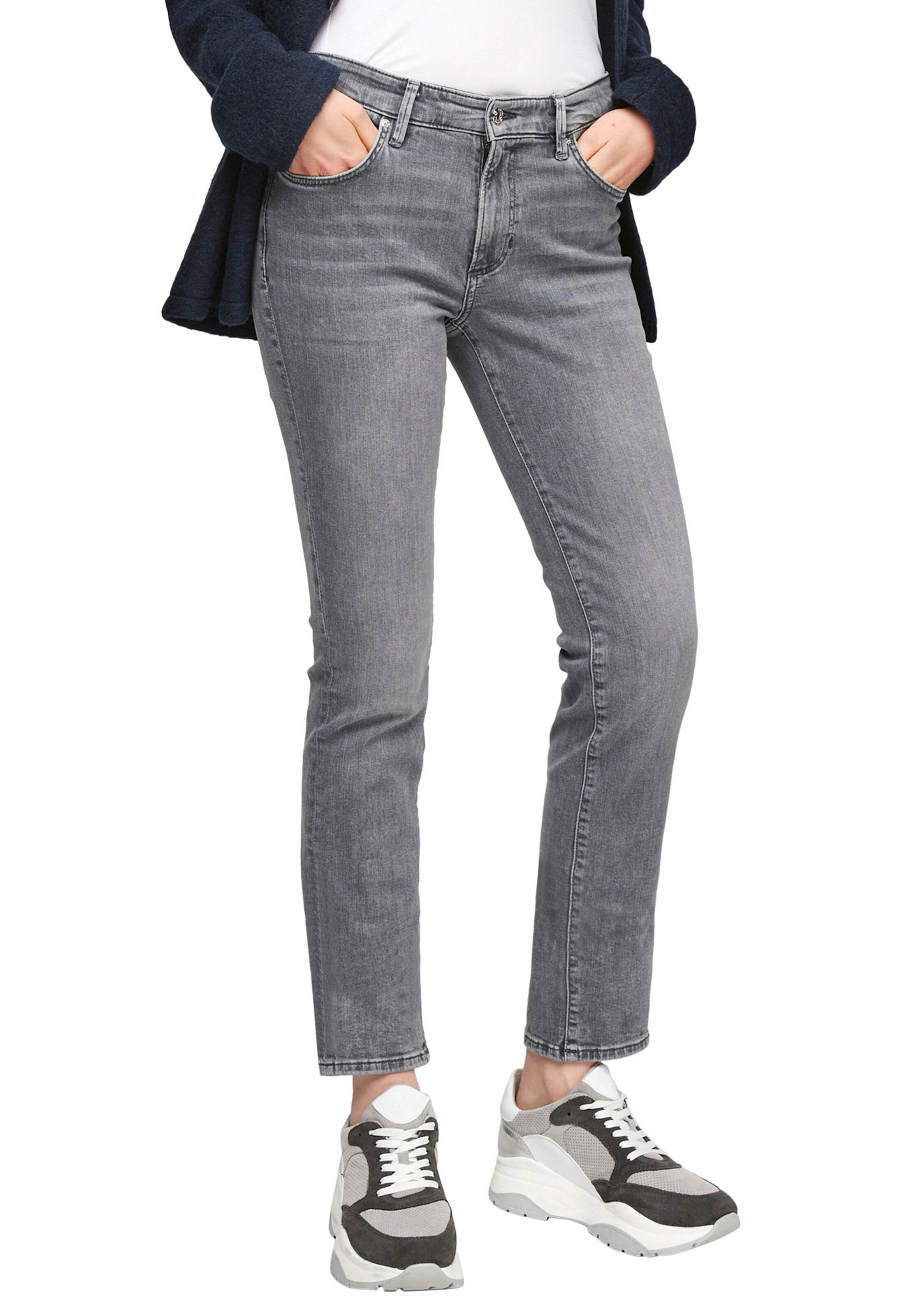 s.Oliver Slim fit Jeans 'Betsy' in Grey: front