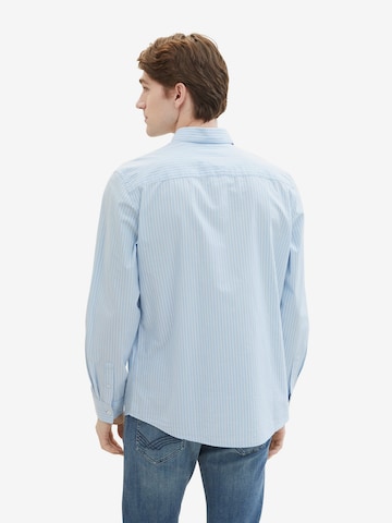 Coupe regular Chemise TOM TAILOR en bleu