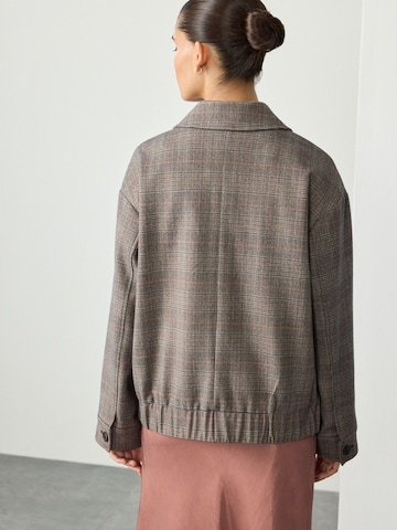 Next Tussenjas in Grijs