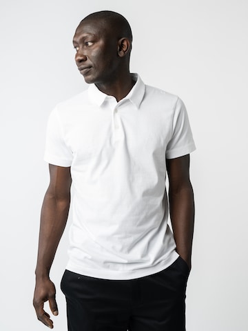 T-Shirt 'JASPAL' MELA en blanc : devant