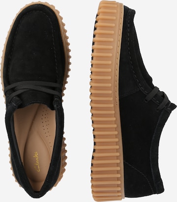 Scarpa stringata 'Torhill Bee' di CLARKS in nero