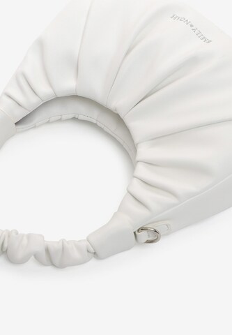 Emily & Noah Pouch 'Bianca' in White