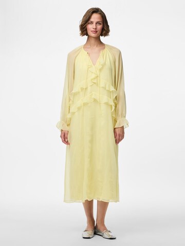 PIECES Dress in Yellow: front