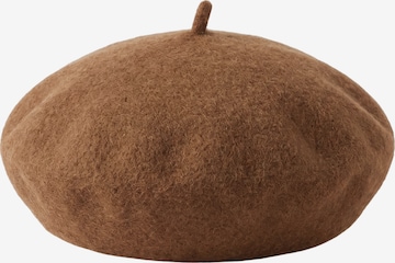 studioselect Beanie 'Emmi' in Brown: front