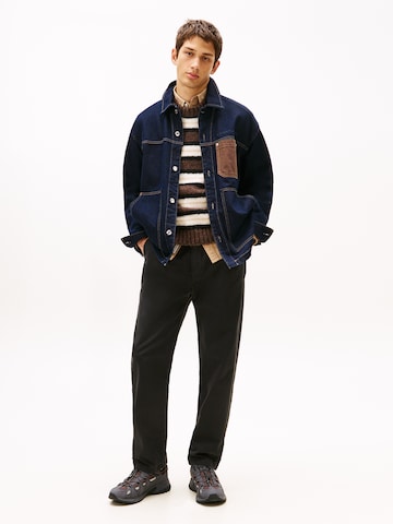 Tommy Jeans Regular Chino in Zwart
