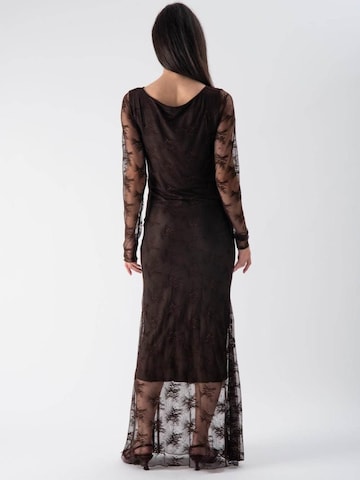 Abito di MND in marrone