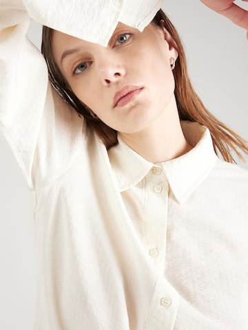 WEEKDAY Blouse in White