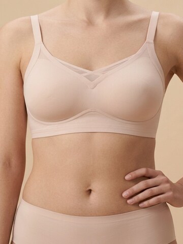 C&City Bralette Bra in Beige: front