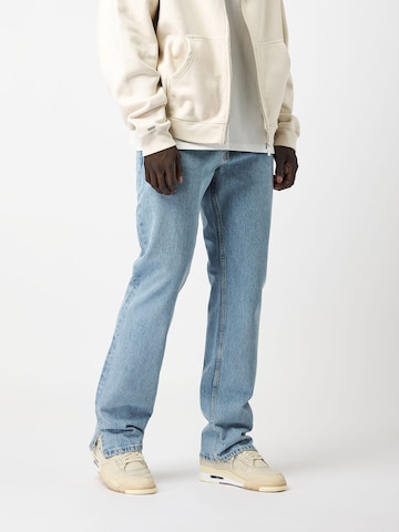 EIGHTYFIVE Loosefit Jeans 'Split' in Blauw: voorkant