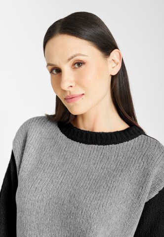 Frieda & Freddies NY Sweater in Grey