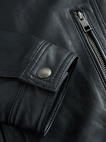 Next Демисезонная куртка в Черный