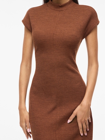 VILA Strikkjole 'VIRaffi' i brun