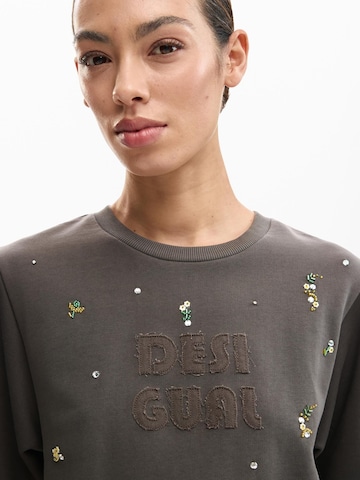 Desigual Μπλουζάκι σε καφέ