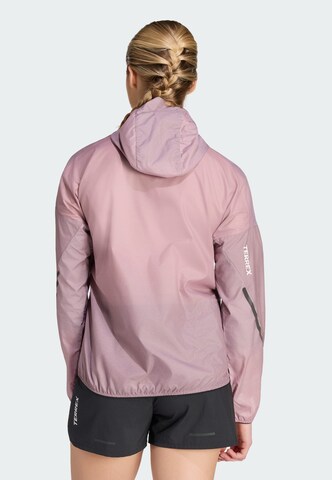 ADIDAS TERREX - Casaco outdoor 'Xperior' em roxo