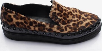 PRADA Flats & Loafers in 38 in Brown: front