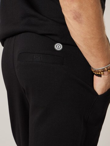 Regular Pantalon 'Tovin' Deeluxe en noir